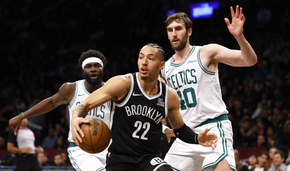 郭艾伦和赵 郭艾伦和赵