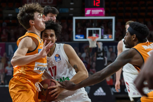 次发球失误 次发球失误