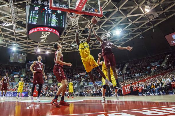 彭帅现身上 彭帅现身上